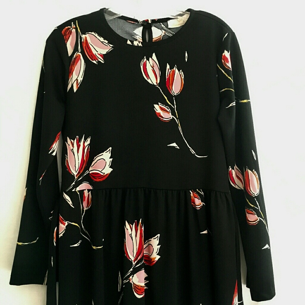 NWOT fit and flare, flowers print maxi dress
